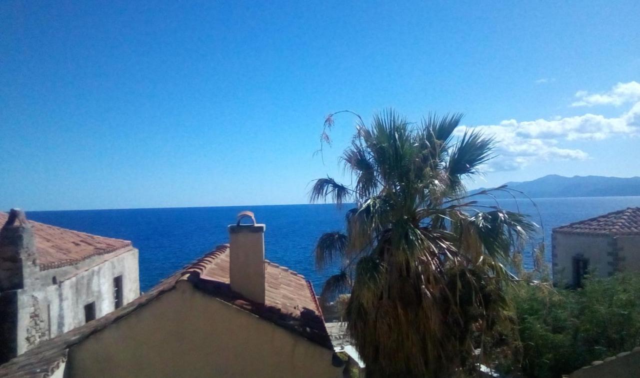 Byron'S Sea View Hotel Monemvasía Eksteriør billede